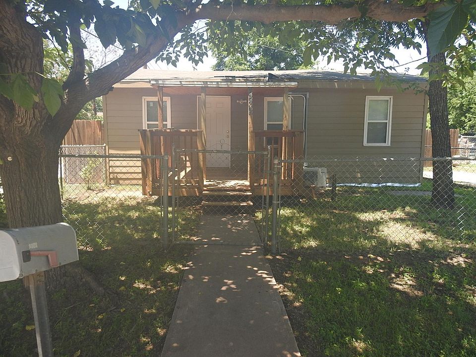 1st image of 2832 Russell Ave