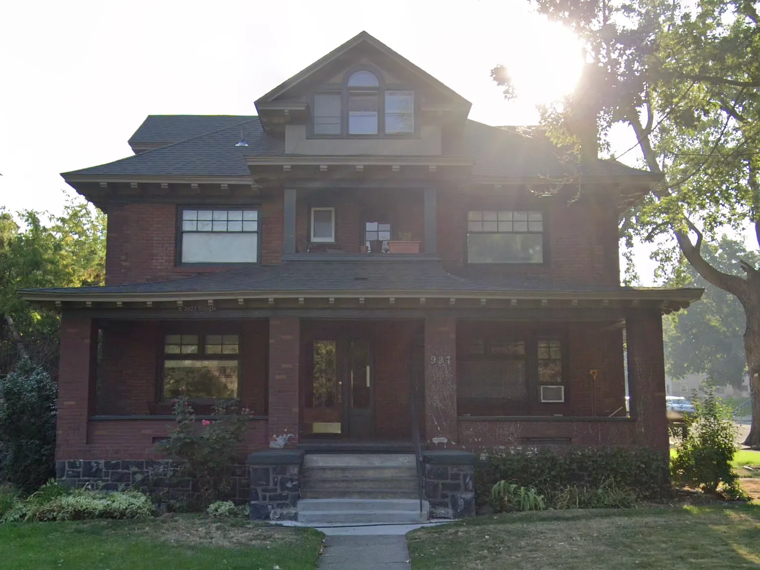 927 South Adams Apartments — Photo 4