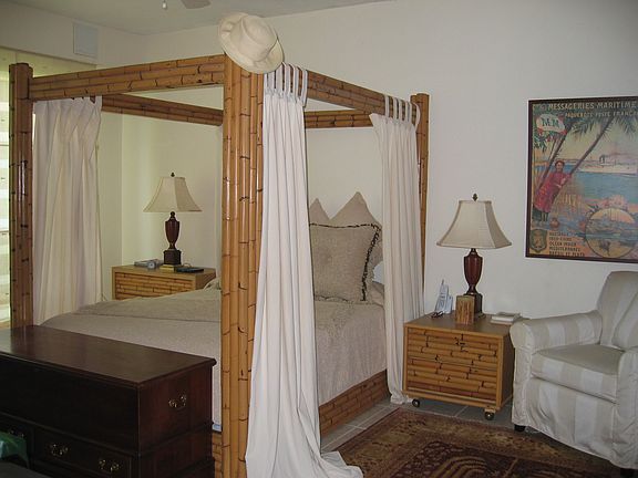 spaciuos master bath