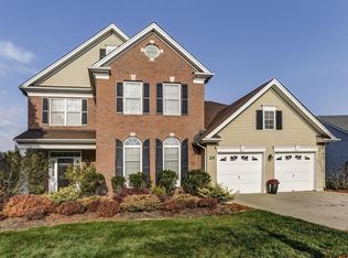 24 Julianne Ct, Freehold, NJ 07728