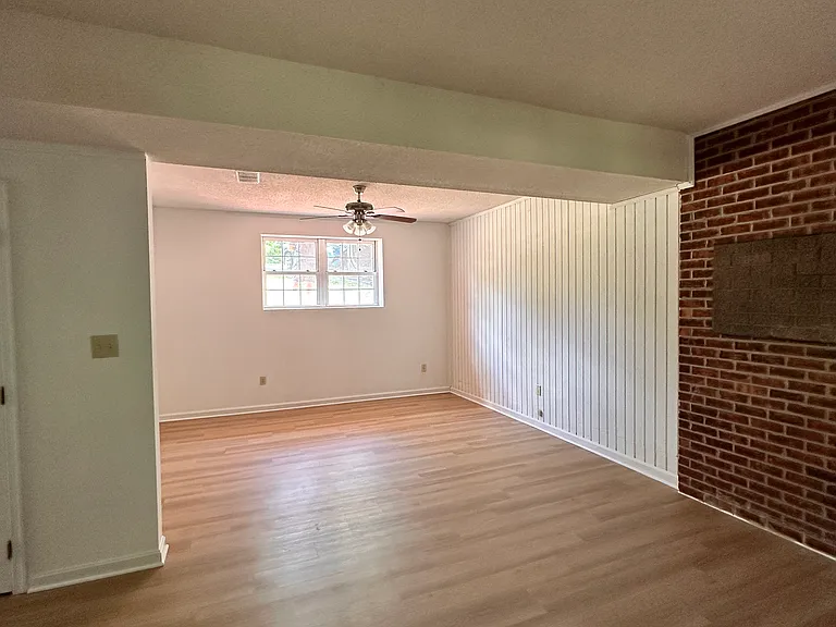 4 Payton Ct — Photo 9
