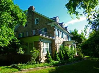 1896 Friedensburg Rd, Reading, PA 19606