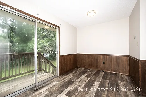 1940 E Lindenwood Cir — Photo 10