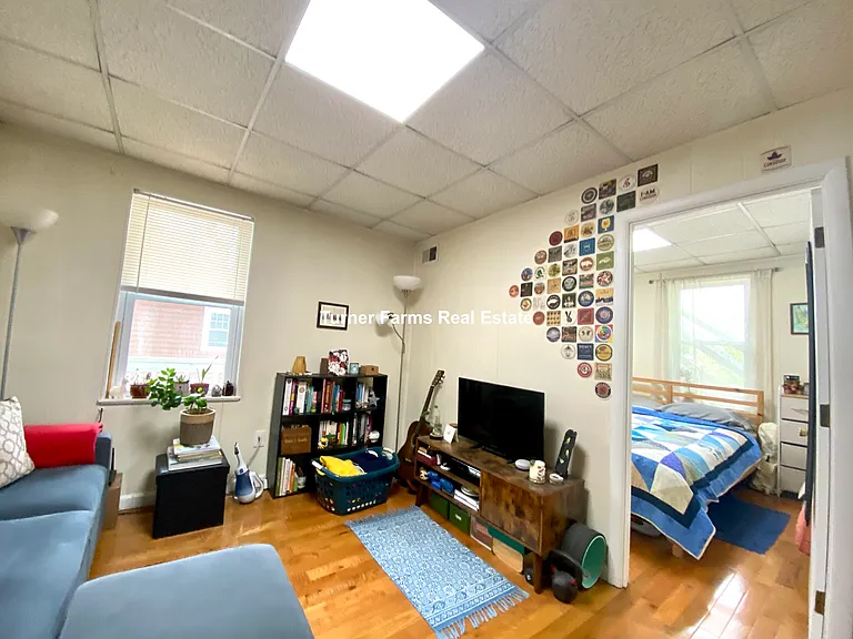 55 Cedar St #4 — Photo 1