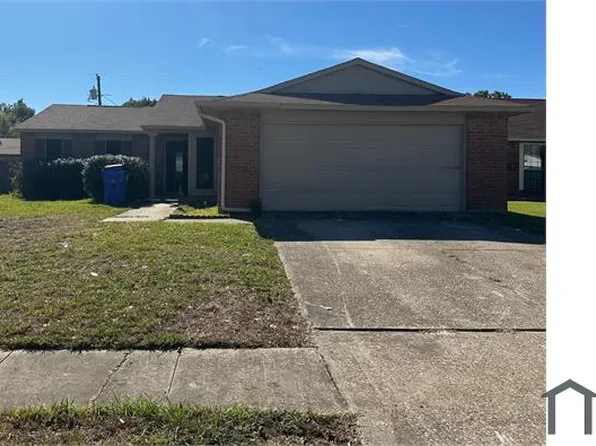 521 Carl C Senter St, Forney, TX 75126