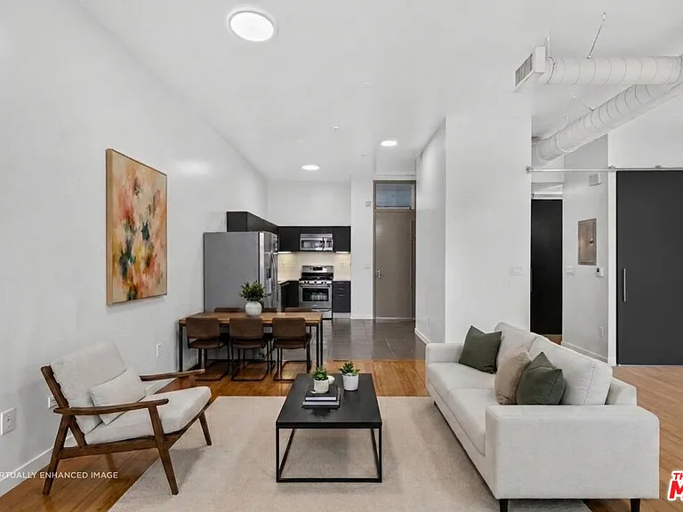 1912 Broadway #103 — Photo 5