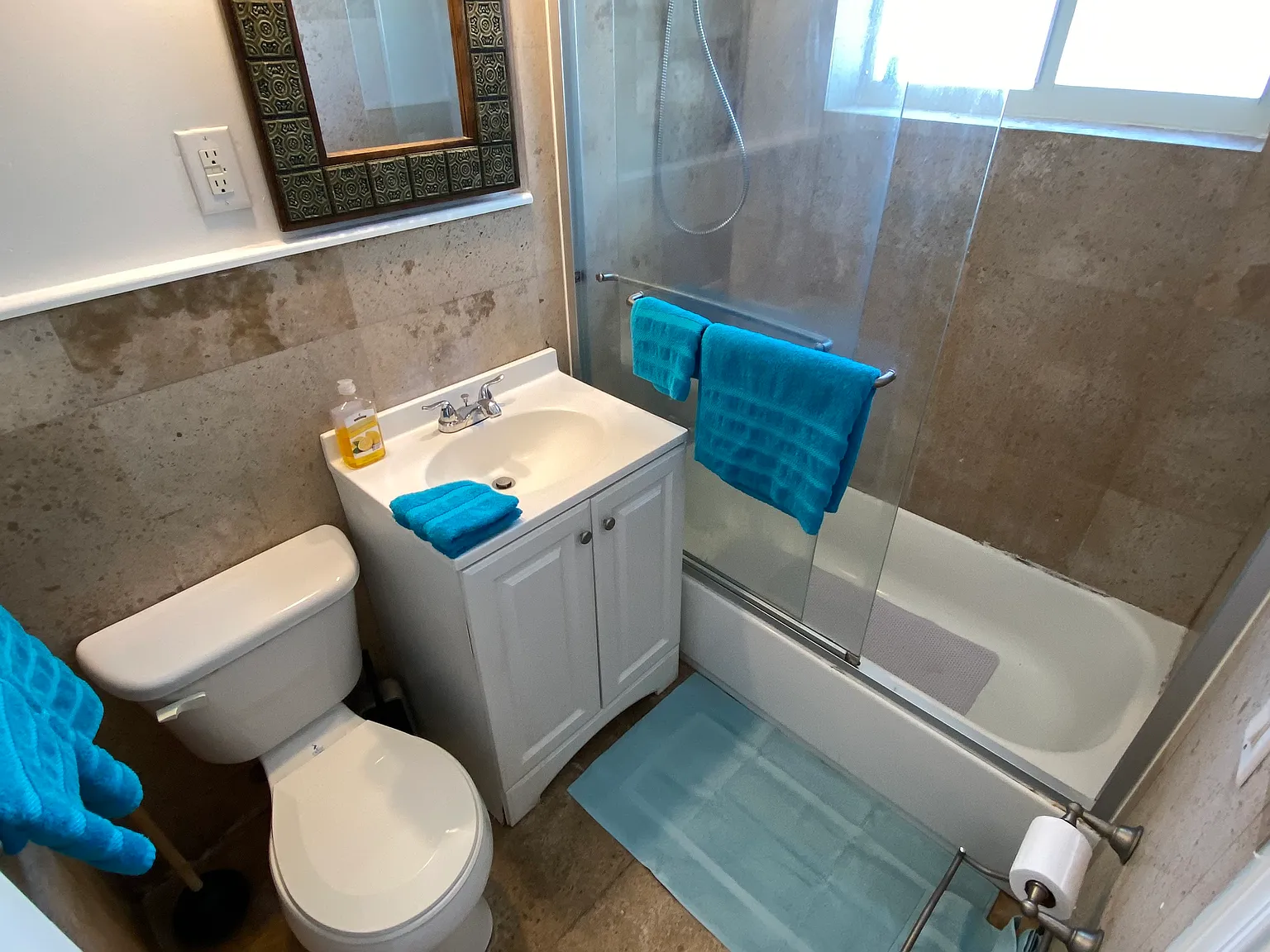 Studio, 270 sqft, $1,100 — Photo 4