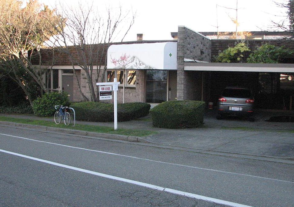 Take note of the Commercial Space on street level . . . park off the street.