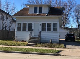 651 W 10th Ave, Oshkosh, WI 54902