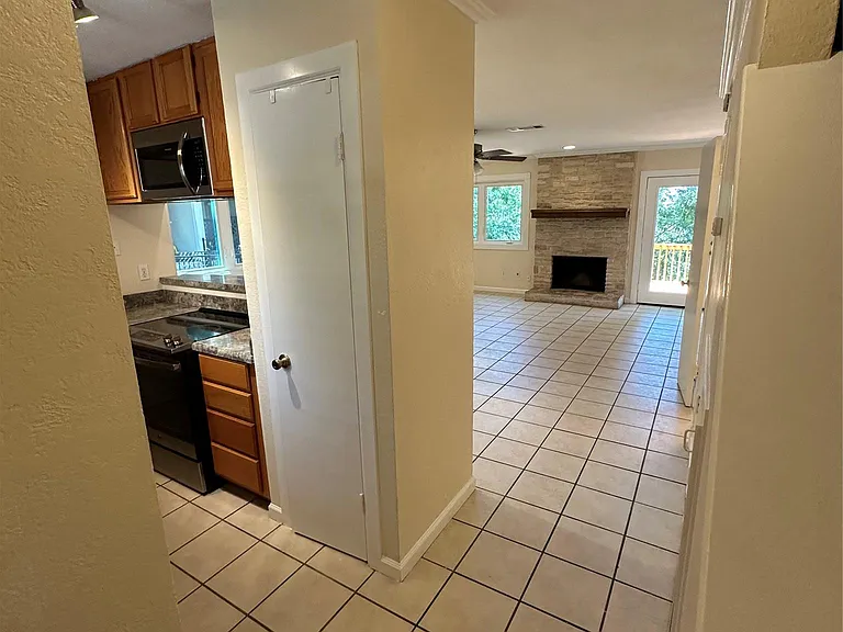 3529 N Hills Dr #A — Photo 5