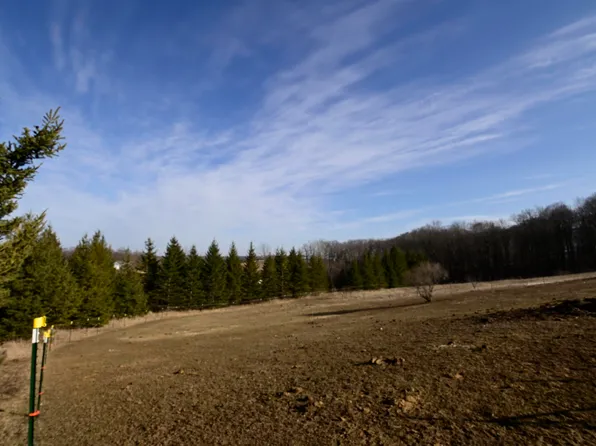Hempton Lake Rd, Reedsville, WI 54230