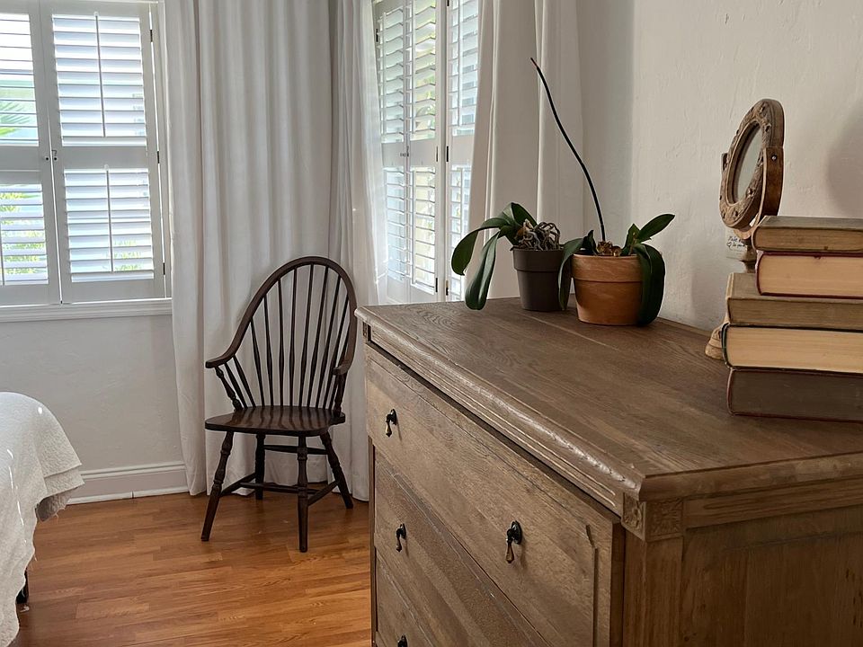 2nd image of 1341 Meridian Ave #206