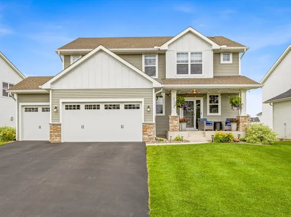 2113 Itasca Cir, Lino Lakes, MN 55038