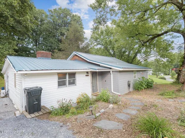 160 Sycamore Dr, Jonesborough, TN 37659