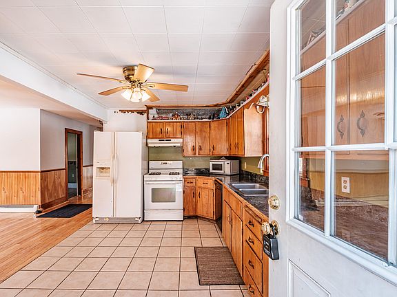 2nd image of 418 E Main Street