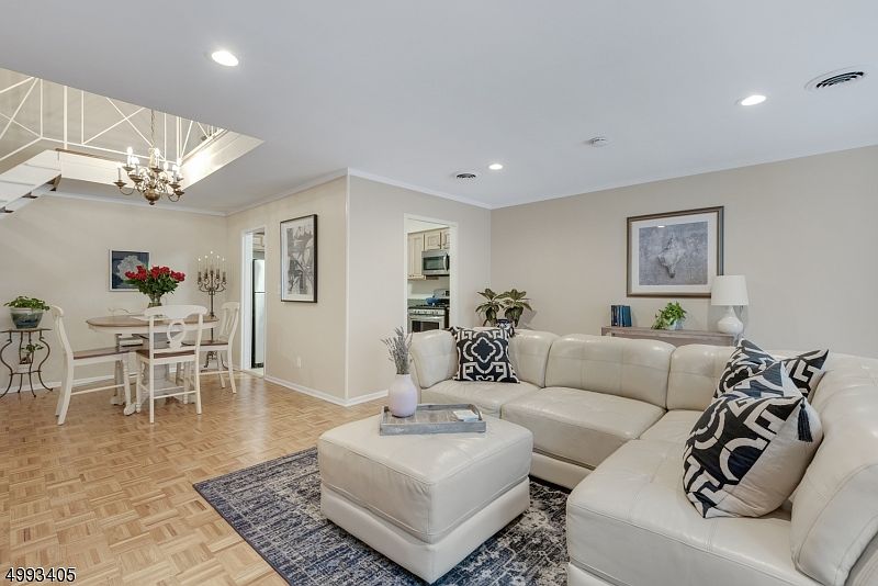 1st image of 363 Claremont Ave #C6304-4