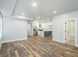 342 W Queen Ln #4, Philadelphia, PA