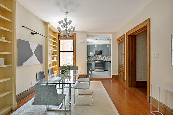 Sold by Compass | media 19