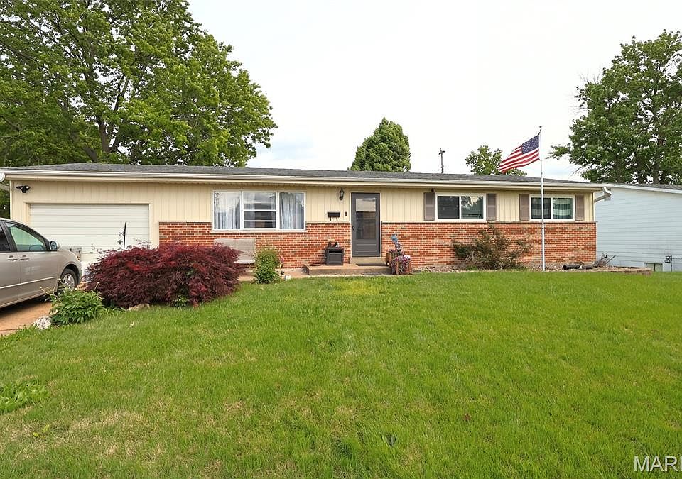 1st image of 1370 Harkee Dr