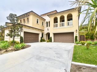 111 Clear Fls, Irvine, CA 92602