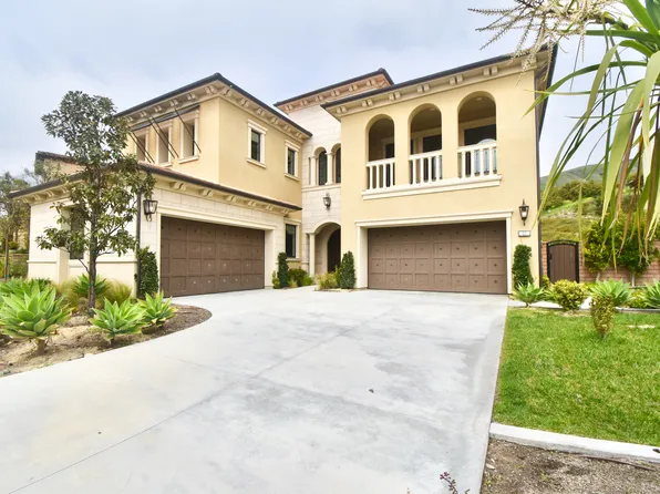 111 Clear Fls, Irvine, CA 92602