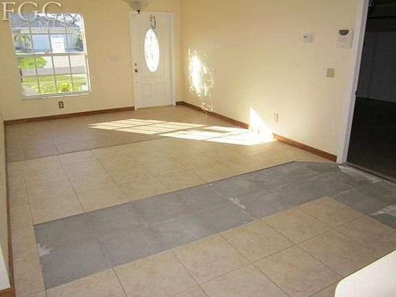 4th image of 2805 NE 2nd Ave