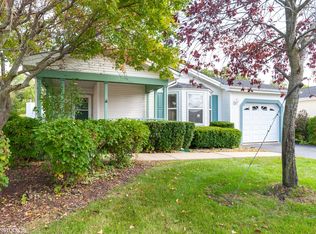 2606 Maywood Ct, Grayslake, IL 60030