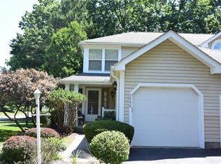 2998 Heatherwood Ct, Stow, OH 44224