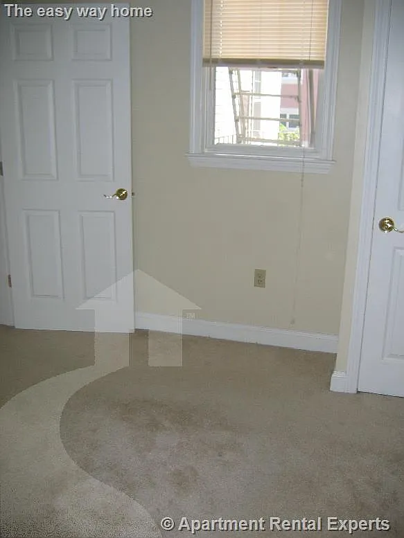 2 bed, $3,000 — Photo 3