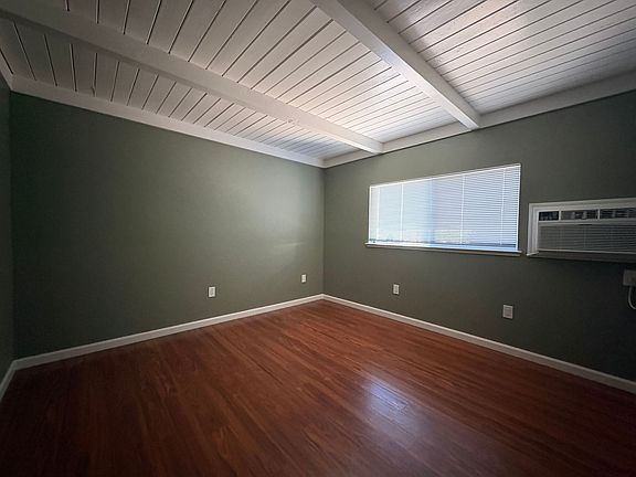 5th image of 1268 High St APT 5