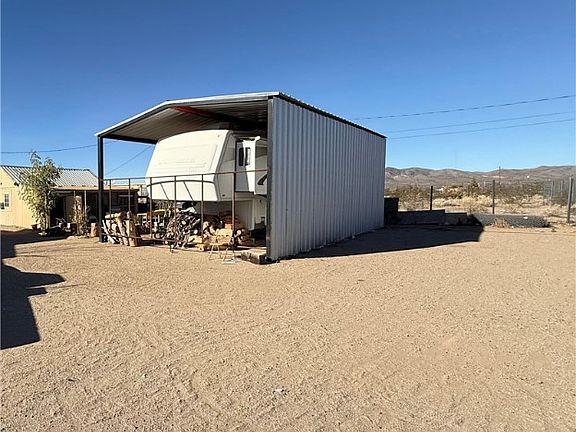 2nd image of 15571 N Edgemont Rd