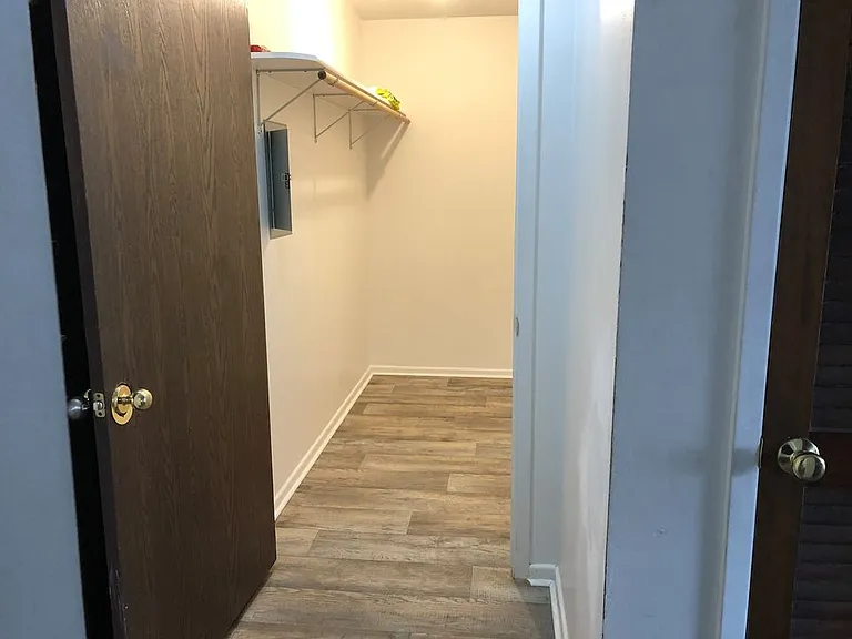 2021 NW Hickory Ln #1 — Photo 11