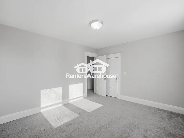 2729 Somme Ave — Photo 19