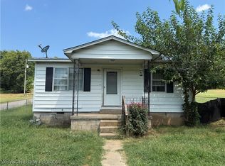 2001 Pryor Ave, Fort Smith, AR 72904