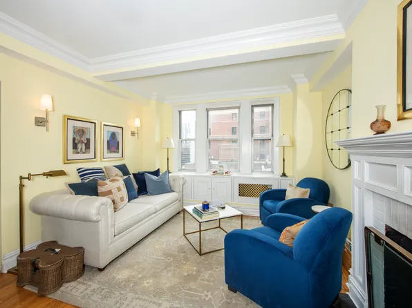 315 East 68th Street image 1 of 11