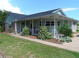 723 28th St, San Leon, TX 77539