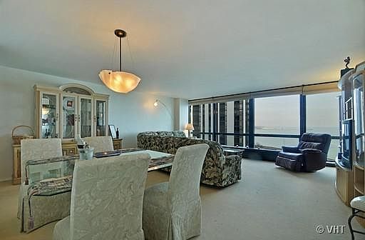 3rd image of 900 N Lake Shore Dr APT 913
