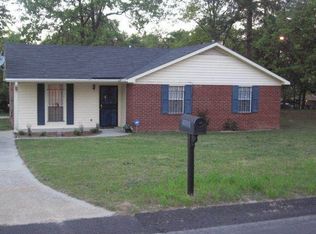 3805 Highpointe Dr, Hephzibah, GA 30815