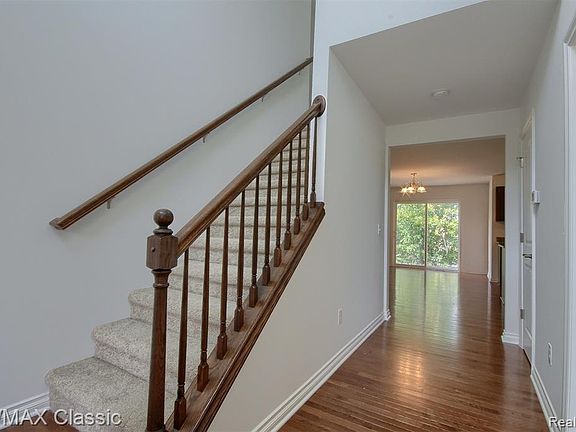 4th image of 26715 Celtic Dr