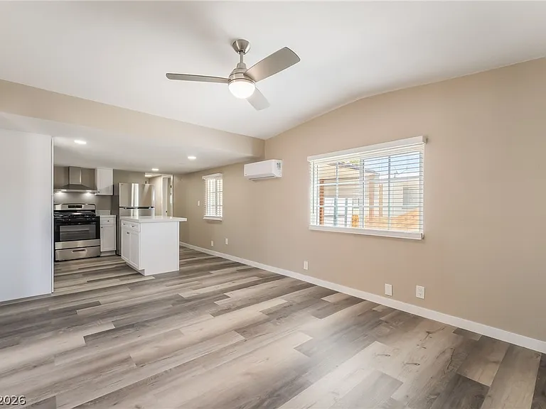 5402 Tahoe Dr — Photo 12