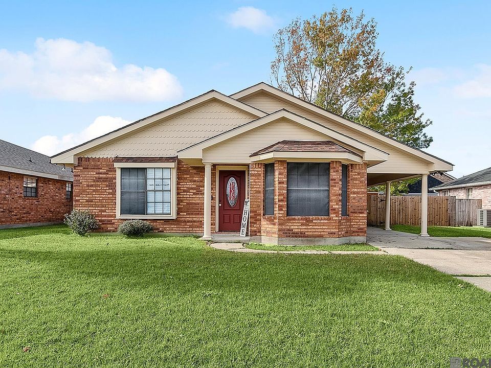 1st image of 13 Pampas Dr
