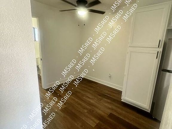 5th image of 2347 W Coolidge St #4