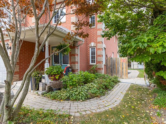 2nd image of 18 Napier Ct