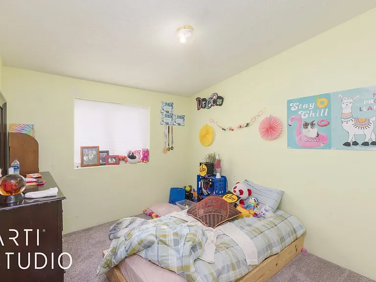 340 E Telegraph St — Photo 8