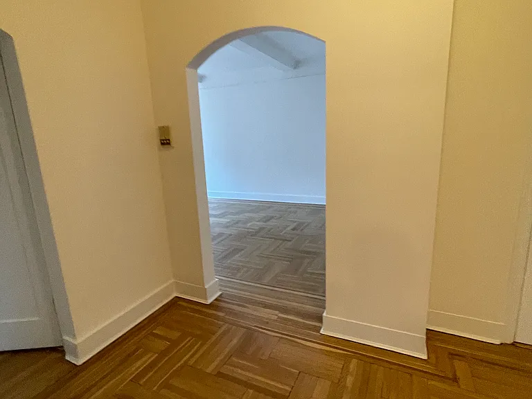 175 W 79th St #11A — Photo 9