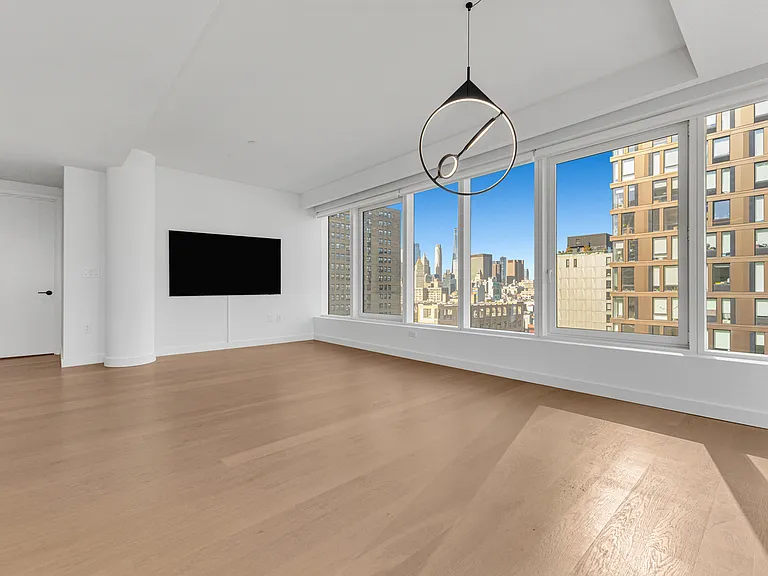 202 Broome St #11A — Photo 12