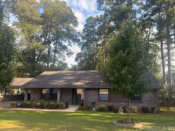 2113 W Main St, El Dorado, AR 71730