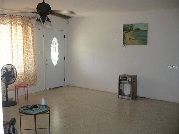 4th image of 543 64th Ave S