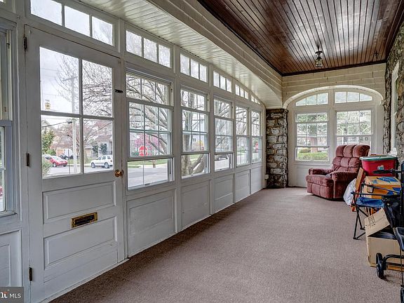 5th image of 4035 Bonsall Ave