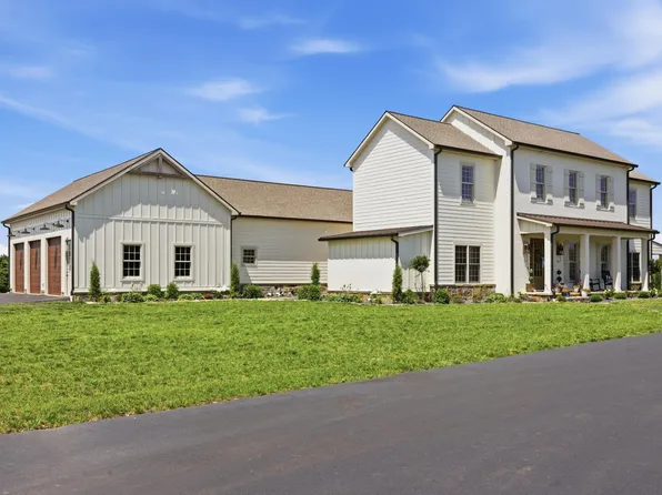 8501 Moore Rd, Paducah, KY 42001